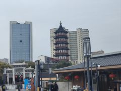 -绳金塔