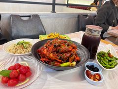 -肥肥虾庄·金牌油焖大虾(首义路店)