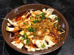 -巴四老城区炭火蛙锅(张江店)