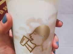 热芋泥波波鲜奶-喜茶(杭州滨江宝龙店)