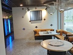 -红井路游艺炖锅·音乐餐吧(十渡店)