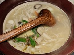 -雀舞云南菜(天津天河城购物中心店)