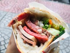 -Bánh Mì Huynh Hoa