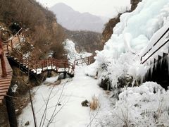 -大平台龙居瀑布旅游区