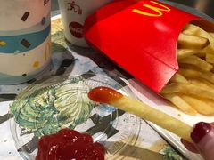 -麦当劳(卫星广场店)