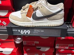 -NIKE上海青浦优选体验店