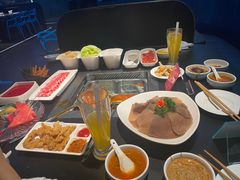 -海底捞火锅智慧餐厅(中骏世界城店)