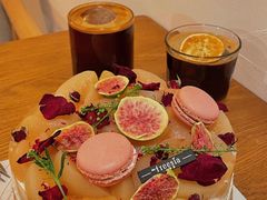 日式白桃淡奶油蛋糕-小苍兰风铃草蛋糕甜品(沈阳店)