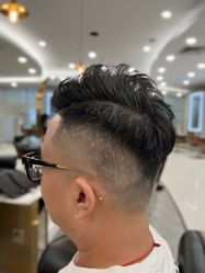 -八佰伴8008星级形象店