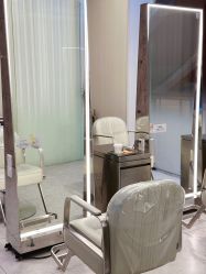 -PE SALON