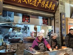 -大众跷脚牛肉馆·非遗传承单位(峨眉山店)