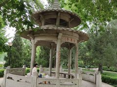 -玲珑塔公园