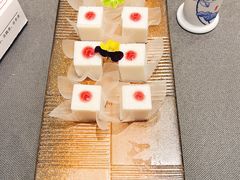 -香山湖家家宴(中山陵店)
