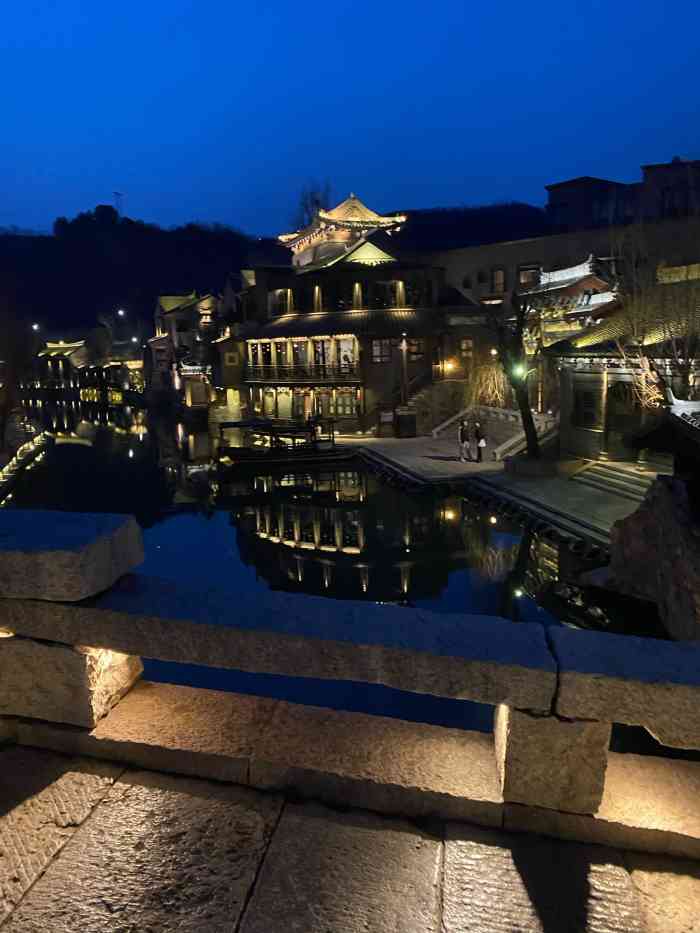 古北水镇古北之光温泉度假酒店-"酒店还是很不错的.在景点里.