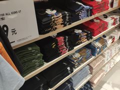 -优衣库(南京建邺万达广场店)