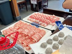 -楼外楼大刀肉传统火锅居(幸福街店)