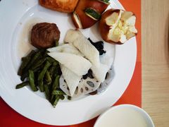 -苏州汇融广场假日酒店