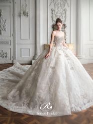-Renee芮亦婚纱
