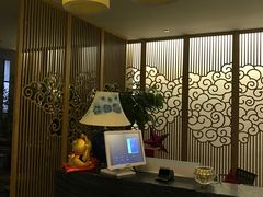 -新盈光·云会所(百丈东路店)