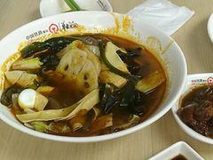 -中国铁路餐饮华东印记南京站主题餐厅