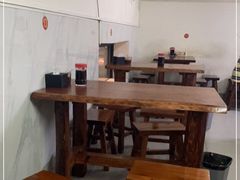 大堂-宝瑞门钉肉饼店