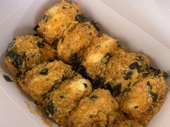 海苔肉松小贝-鲍师傅糕点(台东步行街店)