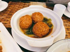 季市大肉圆-老季市·三代非遗传承·地标美食老汁鸡(工农路店)