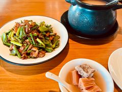 -莲餐厅·湖北菜·潜江小龙虾店(愚园路店)