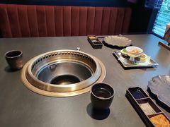 -铭牛烧肉·和牛海鲜自助(高新月牙湖店)