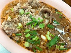 猪肉酸辣河粉-榮泰米粉湯(Left Shop)