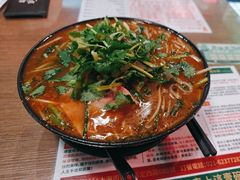 -肥汁米蘭香港米线(定西路店)