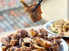 红烧鸡-老鲍农家乐