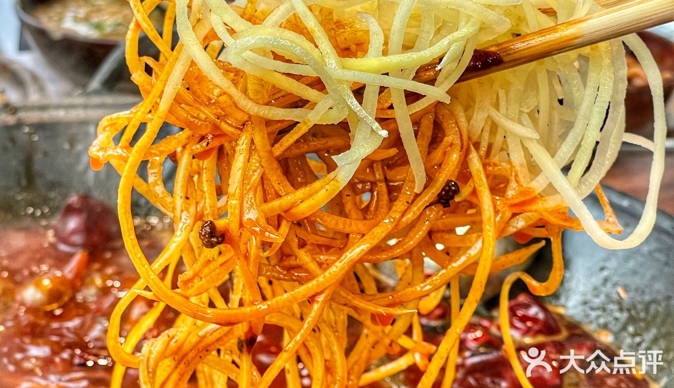 疫情过后你最想吃什么？ 想不想炫一顿热气腾腾的火锅🍲