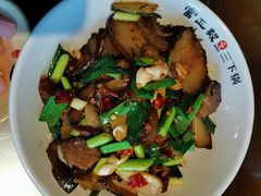 -富正毅三下锅·湘西韵味(天门山索道店)