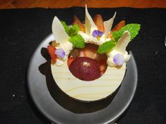 草莓奶冻-AZUL by FUEL蓝色·法式酒馆(琶醍店)