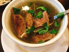 牛肉湯-高雄杨宝宝锅贴