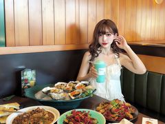 -曼听小寨海鲜烧烤·大连辣炒大王(盖州街店)