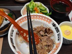 -牛邸·烧肉饭(来福士店)