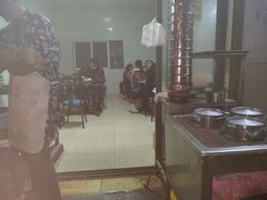 大堂-薛记襄阳香辣牛肉面(平安路店)