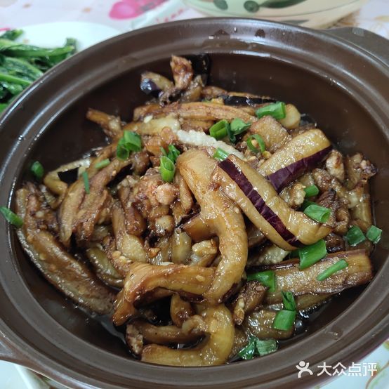 忠记饭店(保盈投资大厦西南)