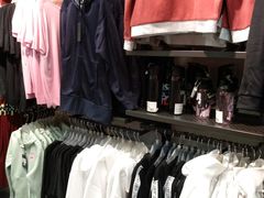 -NIKE佛山胜利换季优惠店
