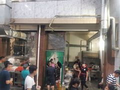 门面-回味南塘老王虾尾(总店)
