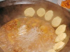 -鱼窝棚柴火铁锅炖(富山屯店)