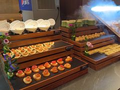 -牛YO寿喜烧·铁板烧和牛火锅自助(市府恒隆店)