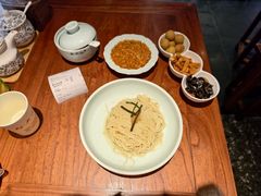 -裕兴记•蟹黄面馆(人民广场店)