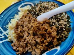 -砖头卤味