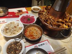 -老佛爷炭火蛙锅直营(清滨路总店)