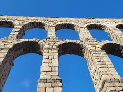 -塞哥维亚输水道