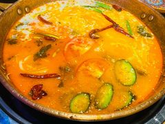 -洱火云南酸菜牛肉火锅(石景山当代商城店)