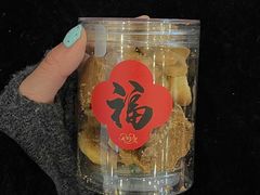 -红宝石·鲜奶小方·海派西点房(南丹店)